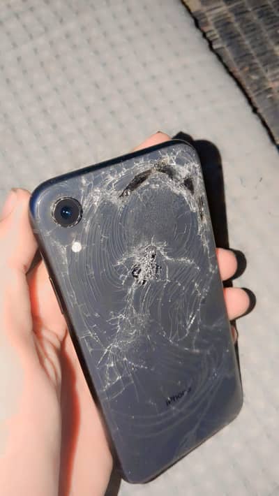 iphone xr 64gb ha 83  betery health ha
