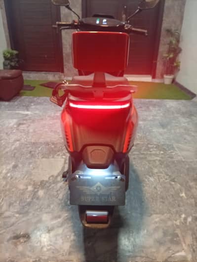 superstar electric scooty