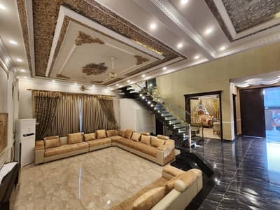 1 Kanal Furnished Well English Style Galleria Luxery House Double Storey Double Highted Owner Built House Available For Sale Valancia Town Lahore By Fast Property Services