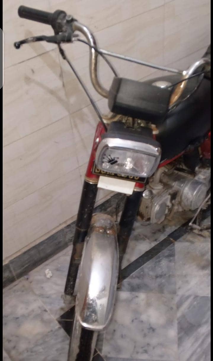 Dhoom CD70 2018 model 1