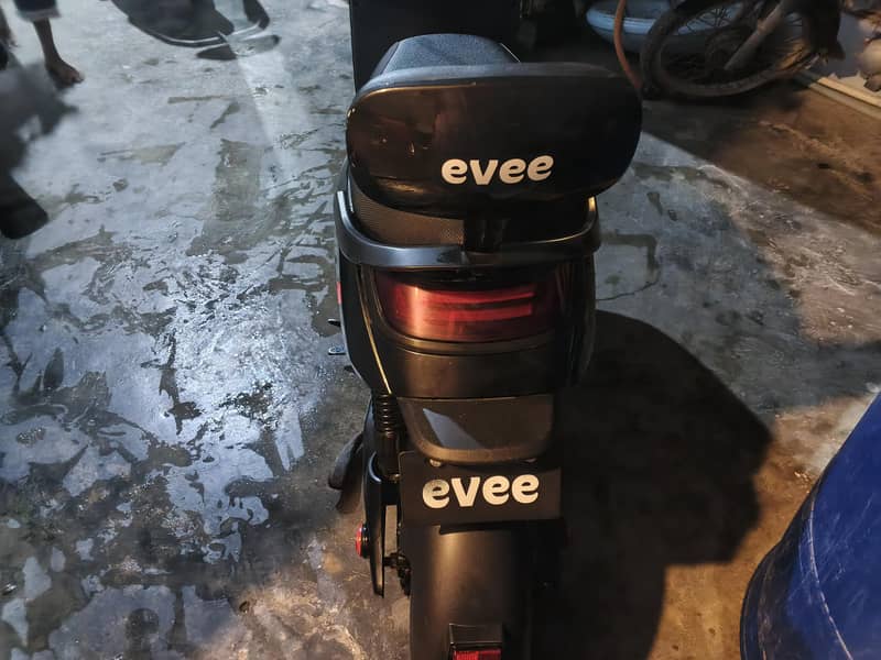 evee mito plus 0
