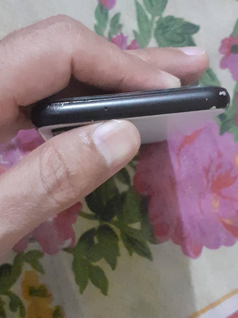 Google Pixel 4 7
