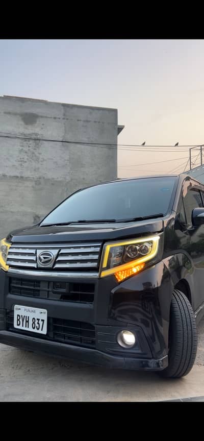 Daihatsu Move 2015