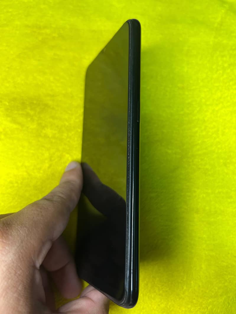 OPPO A31 12