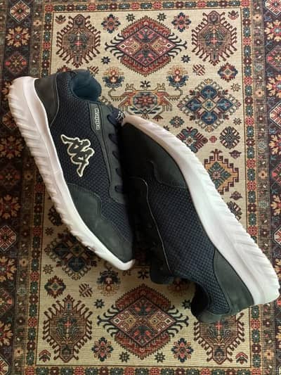  Built for comfort. Styled for every step. 