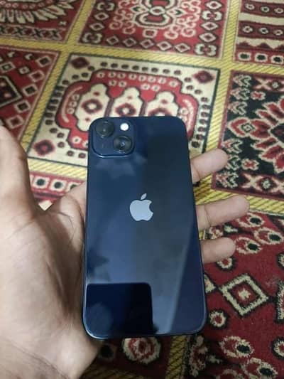Apple iPhone 13