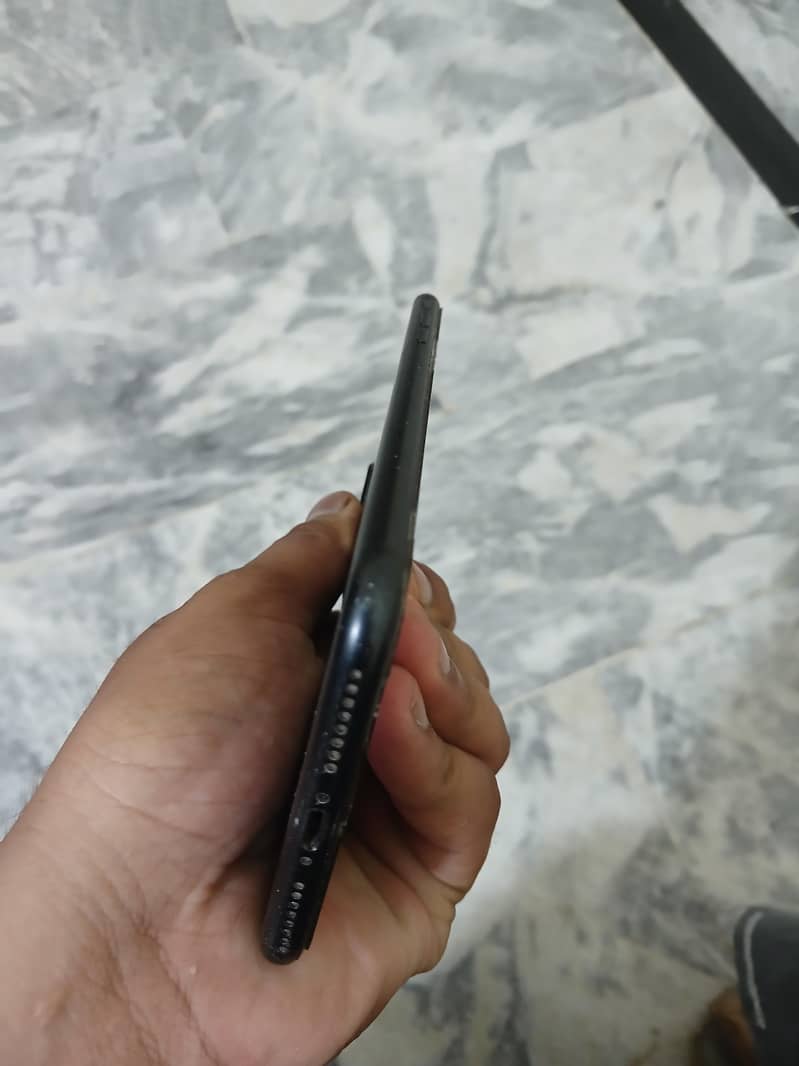 Apple iPhone 7 Plus 3