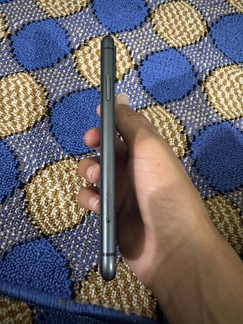 iPhone 11 1