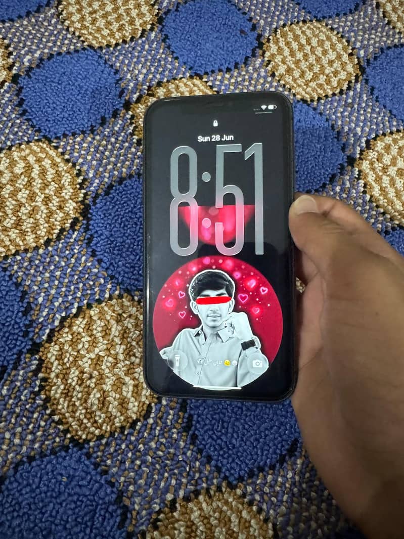 iPhone 11 6