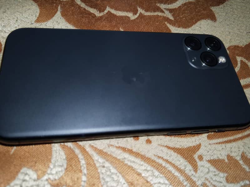 Apple iPhone 11 Pro 3