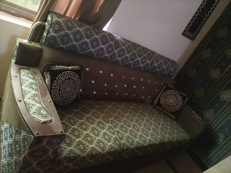 Sofa set for sell 1