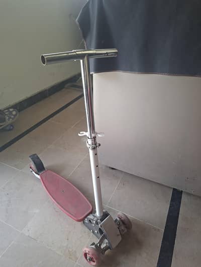 Kids scooty