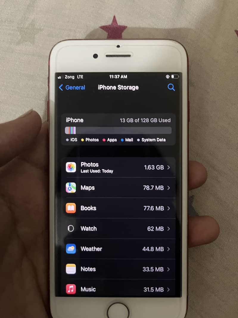 Apple iPhone 7 0