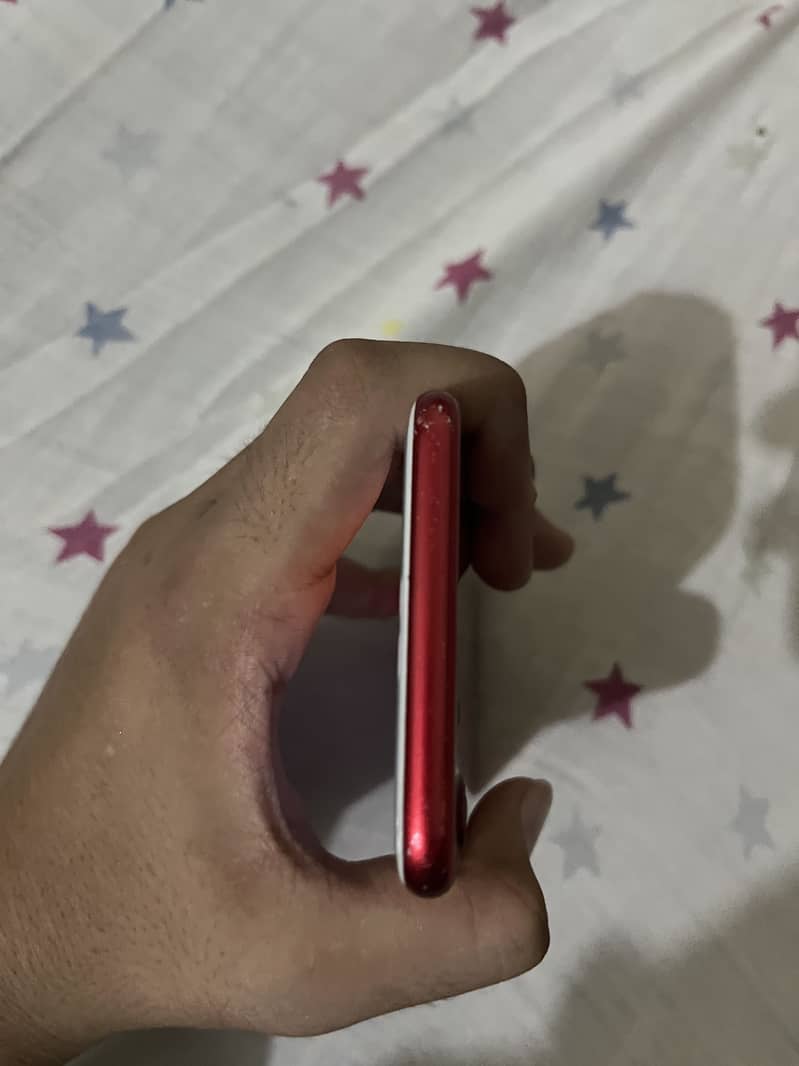 Apple iPhone 7 2