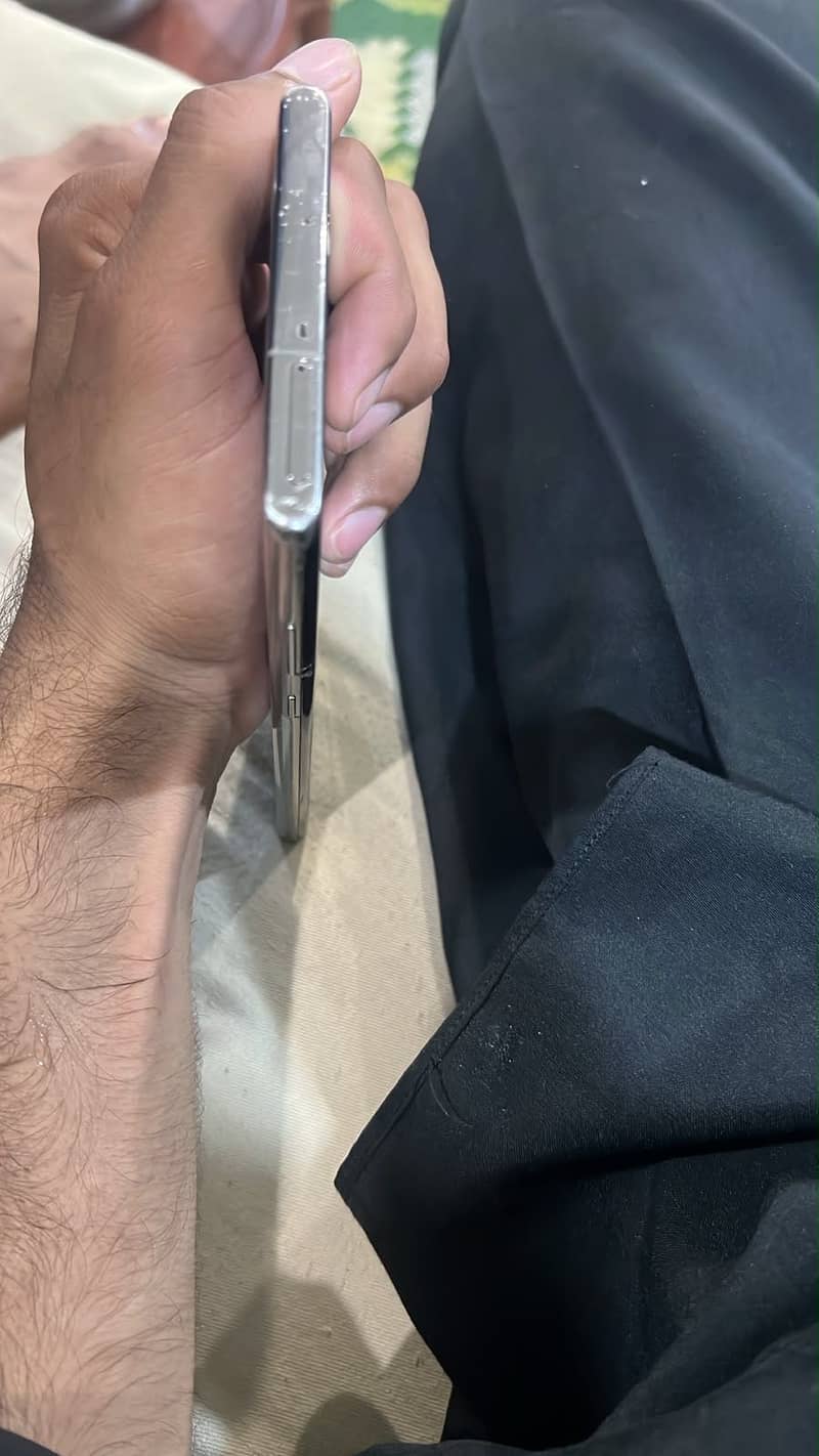 Samsung Mobile Note 10 Plus 2