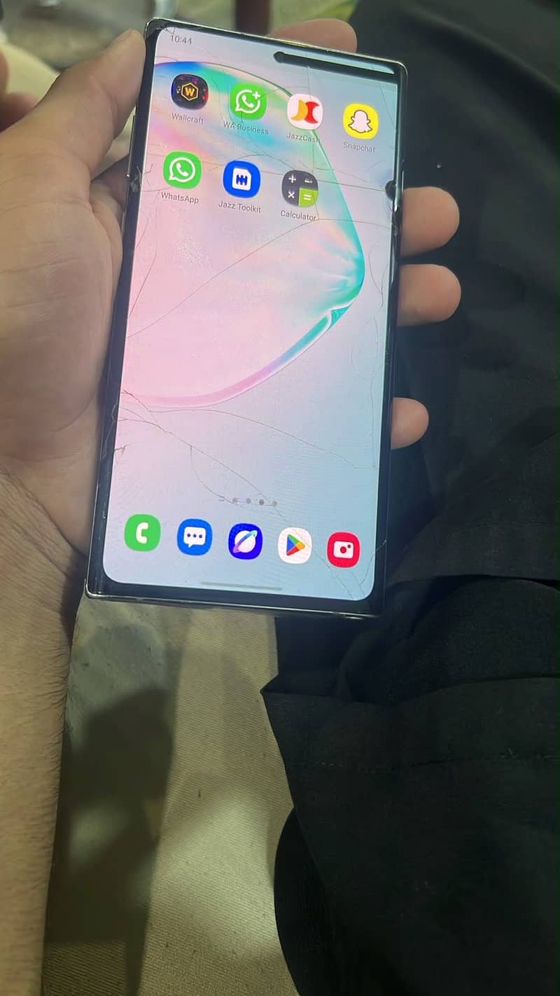 Samsung Mobile Note 10 Plus 4
