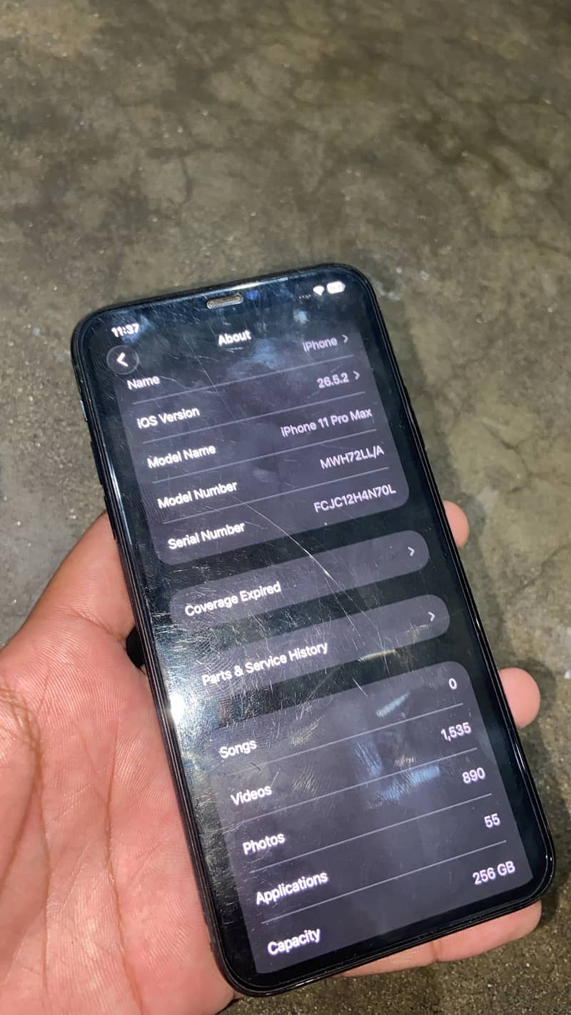 Apple iPhone 11 Pro Max 2