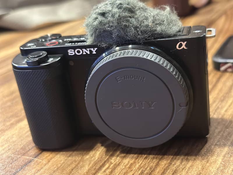 Sony less camera 0