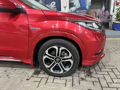 Honda Vezel Z package 17/24 limited Edition Total Genuine