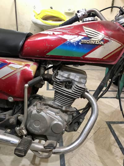 1993 model honda 125 100% eniuengine and seal pack engine