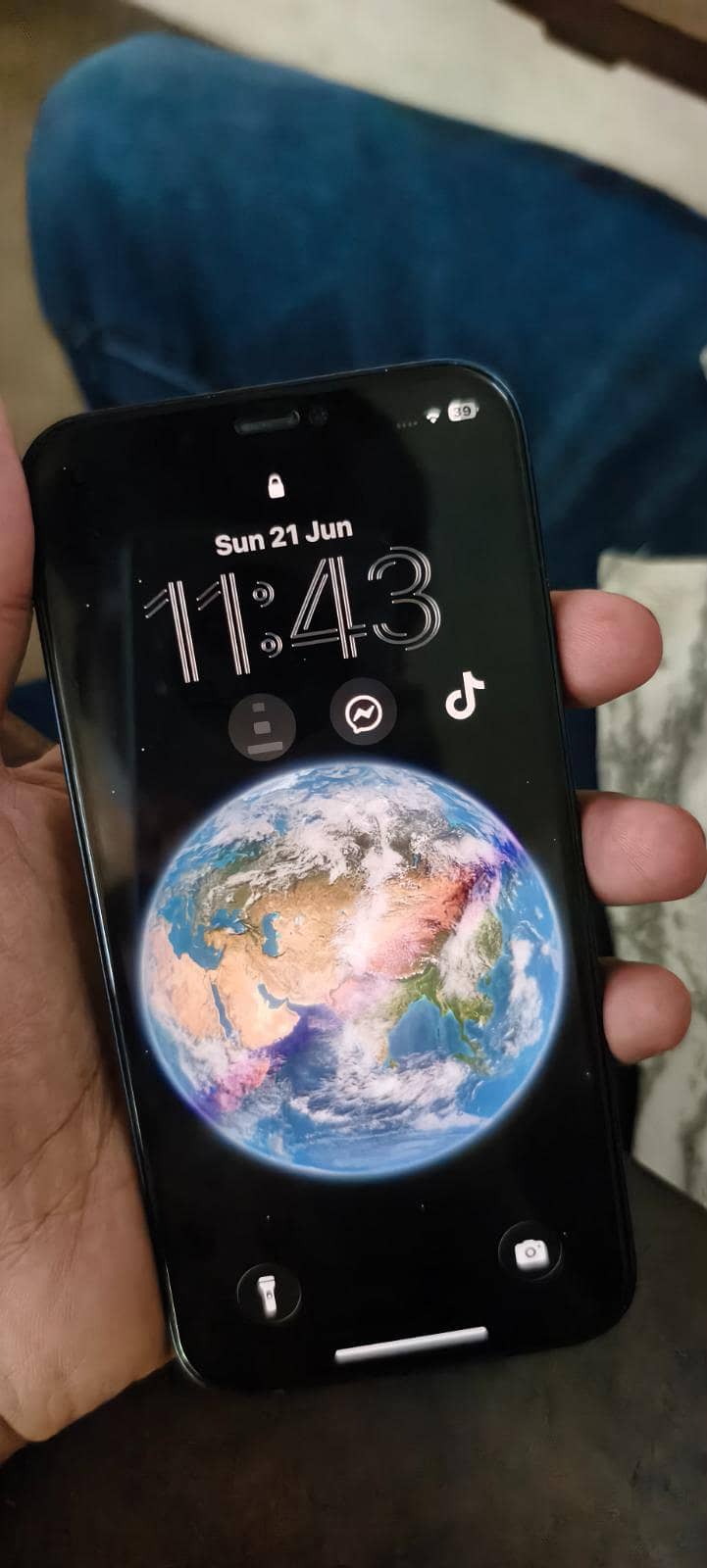 Apple iPhone 12 2
