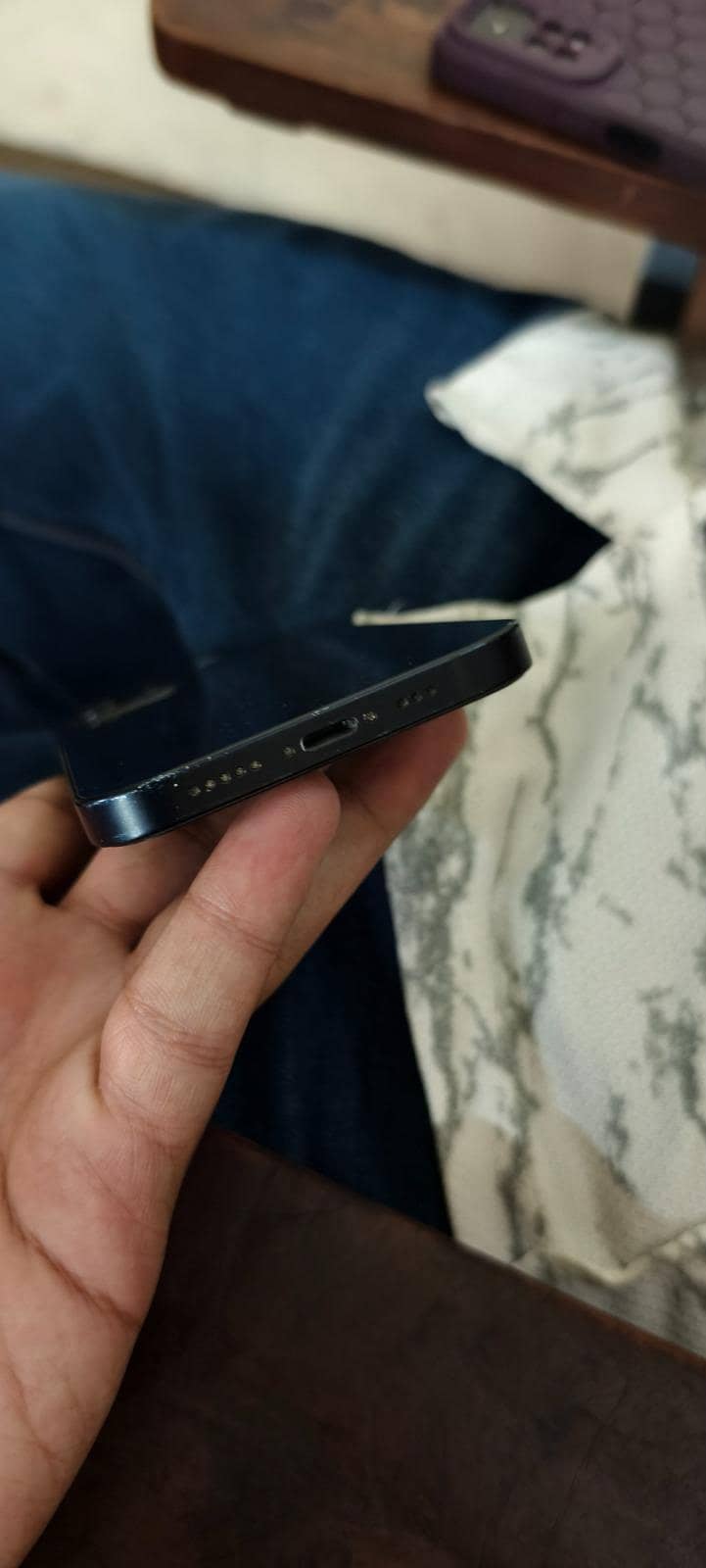 Apple iPhone 12 3