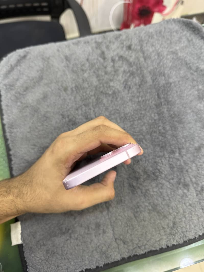 Iphone 15 2