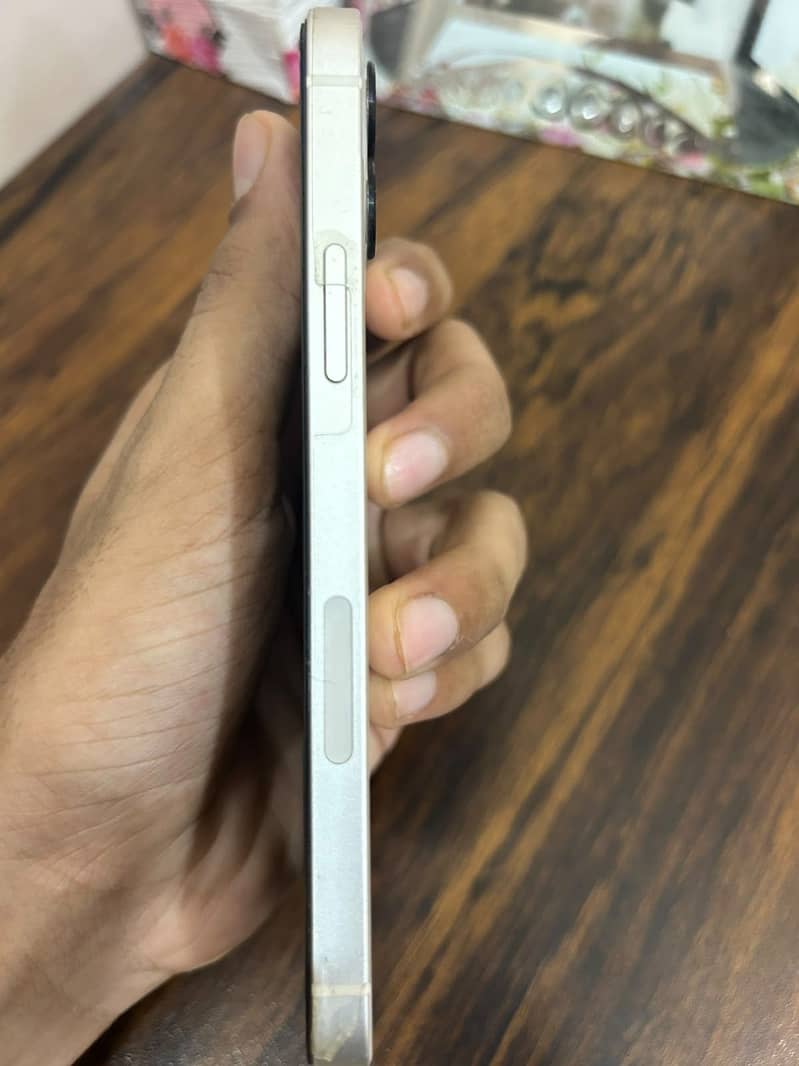 Apple iPhone 12 3