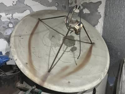 4 feet dish and receiver both for sale