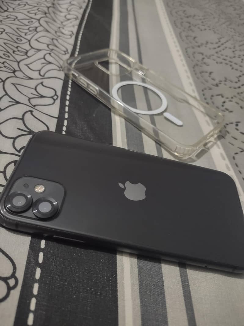 Apple iPhone 11 5