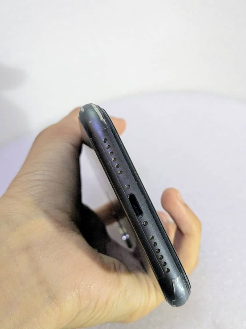 Apple iPhone 11 1