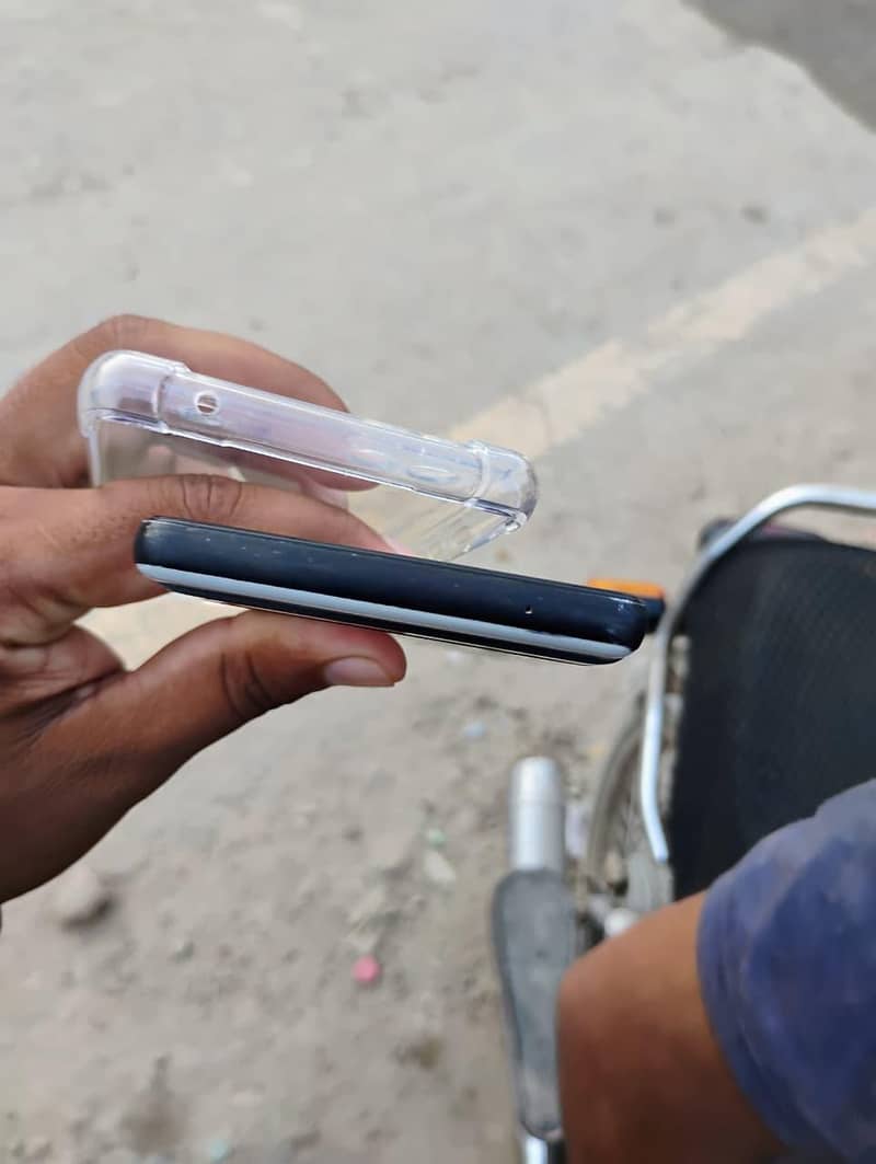Google Pixel 6a 1