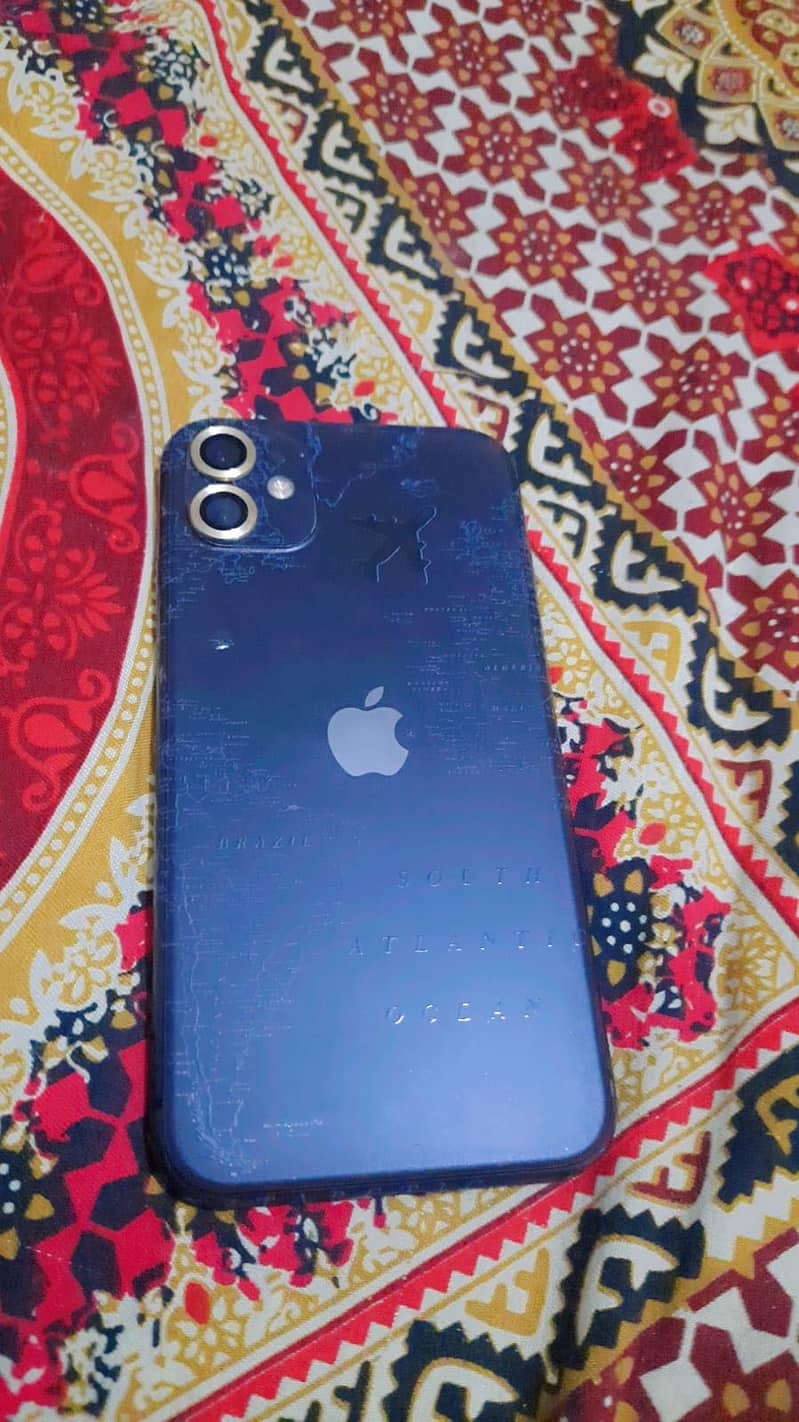 Apple iPhone 11 0