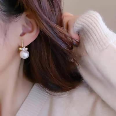 Stylish Women's Pearl Earrings Trendy Pearl Drop Earrings