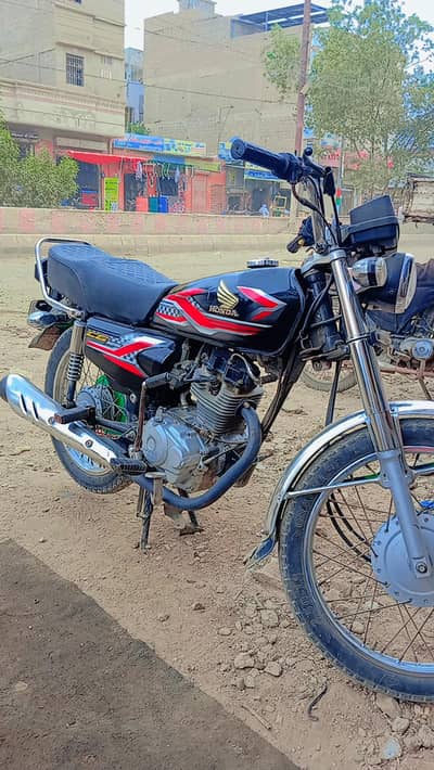 Neat & Clean Honda 125