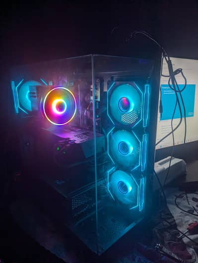 Full glass PC casing