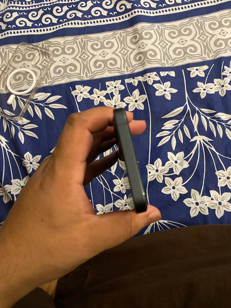 Apple iPhone 12 Pro 5