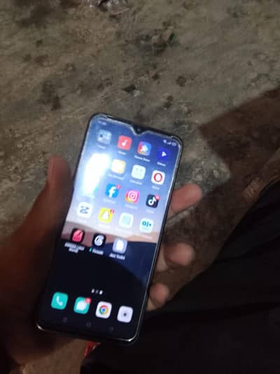 OPPO F9
