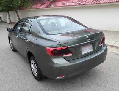 Toyota Corolla GLI 2011