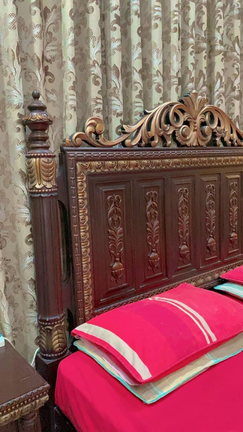 Solid Wood King size bed set 13