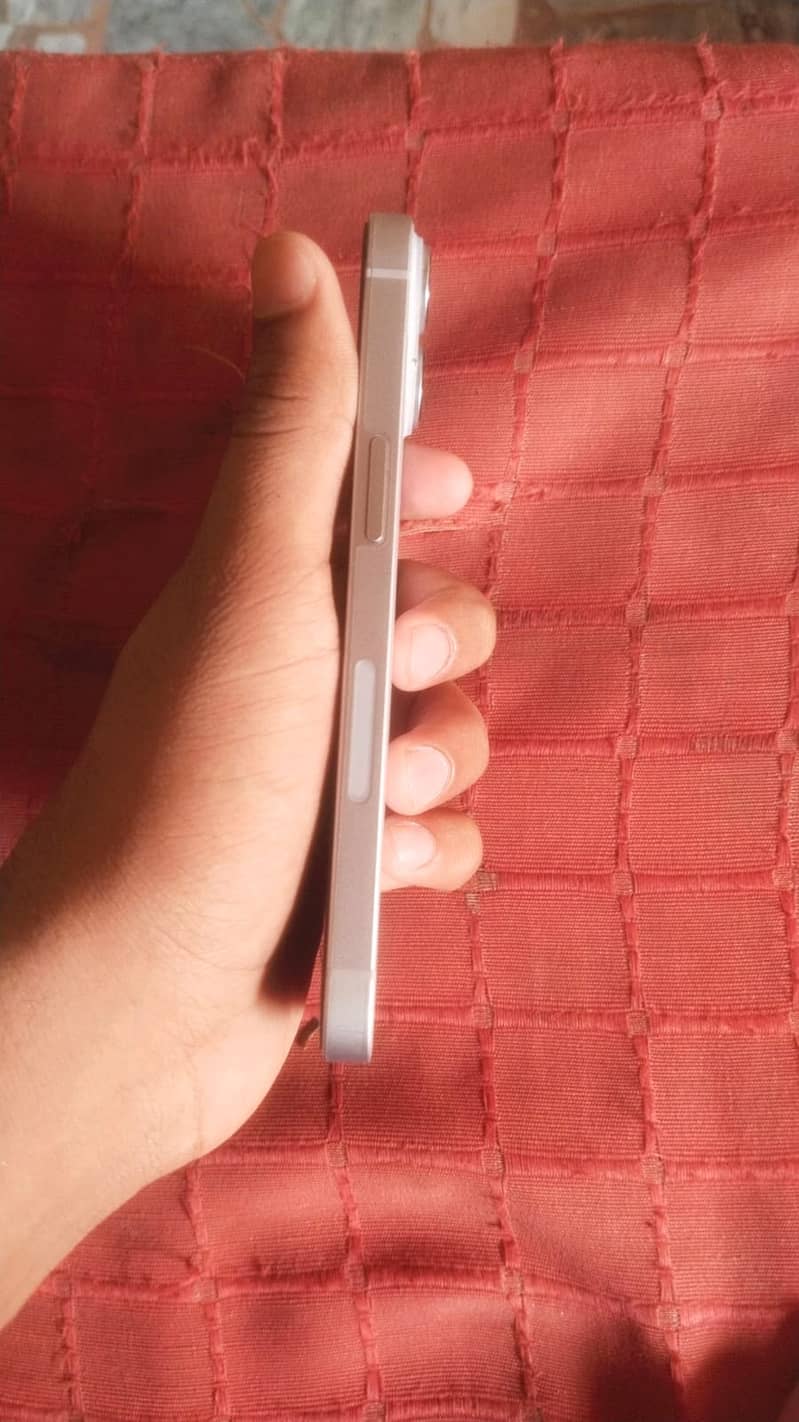 Apple iPhone 14 1