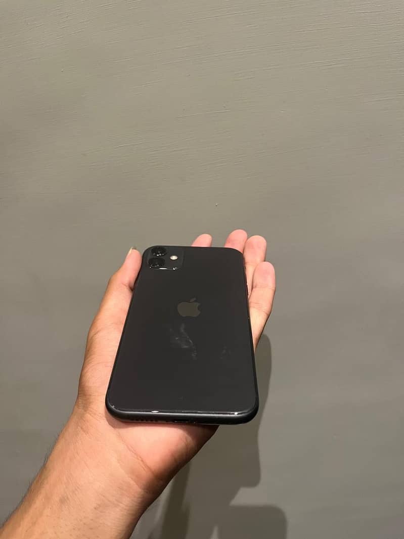 Apple iPhone 11 0