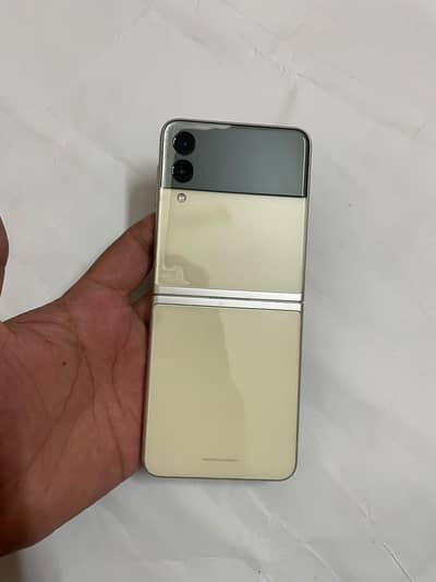 Samsung Mobile Z Flip 3