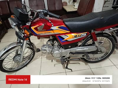 Honda CD 70 2025