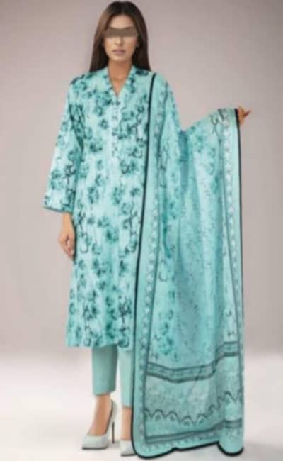 Woman clothes are available in different brands