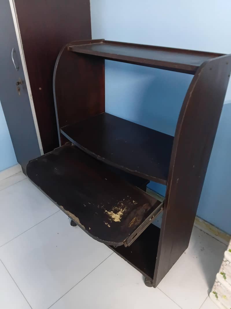 computer table 1