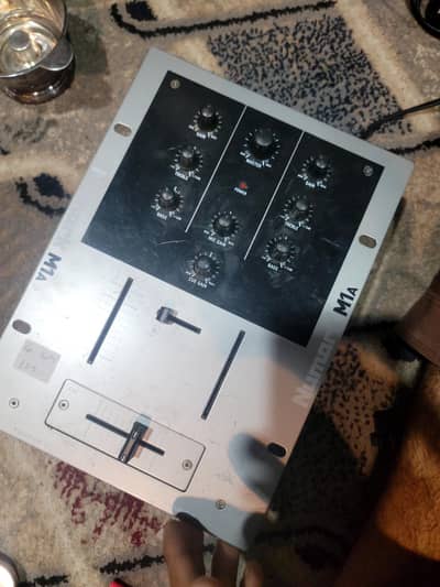 sound mixer