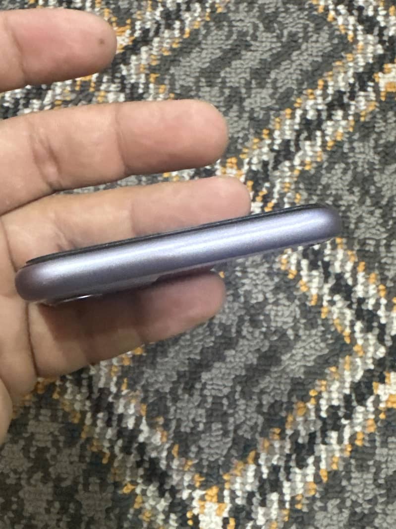Apple iPhone 11 2