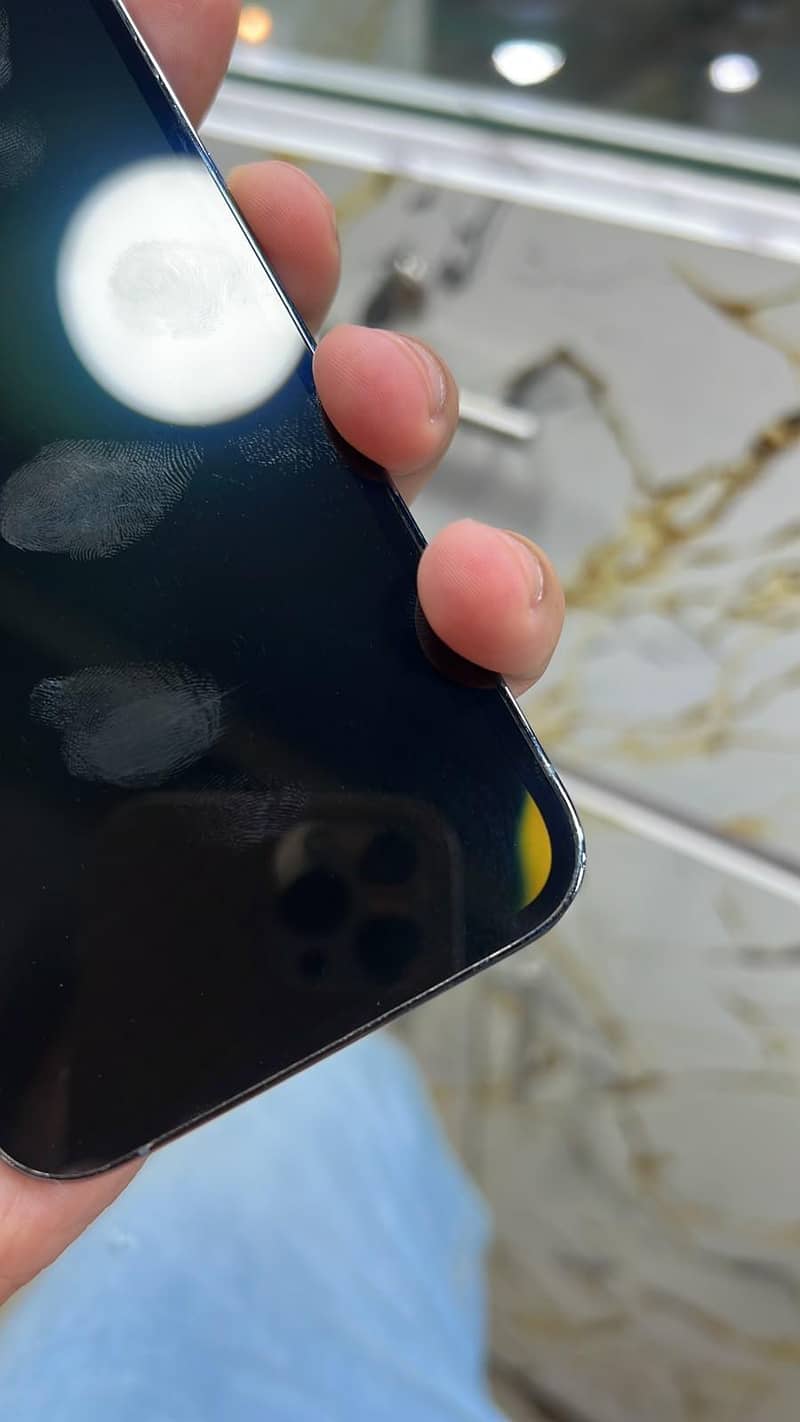Apple iPhone 13 Pro 0