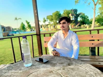 mujy job Chaya no lisence 1year experience